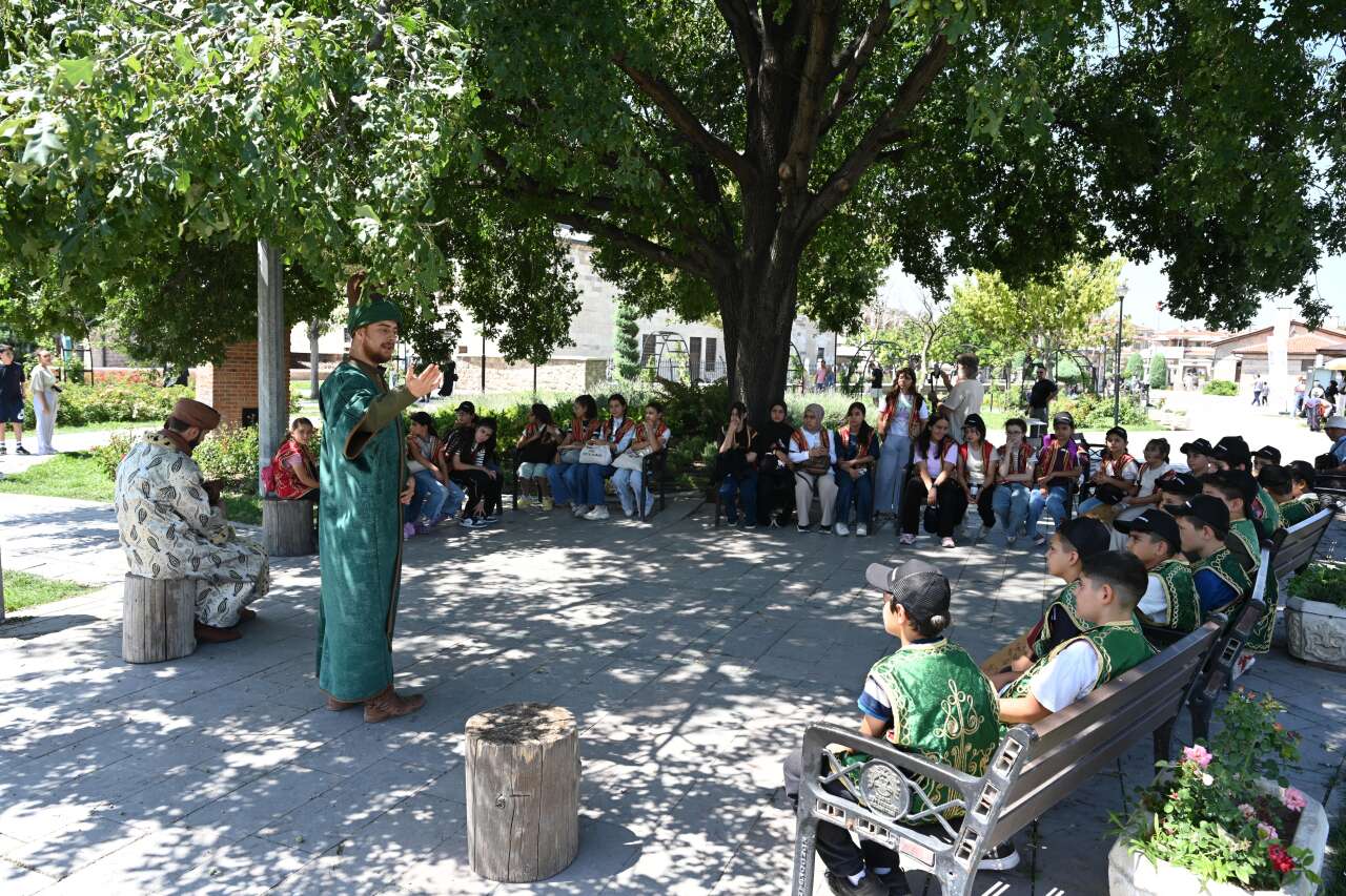 Şehrin Kalbinde Yolculuk başladı! 3 bin çocuk Konya'yı adım adım keşfetti 9